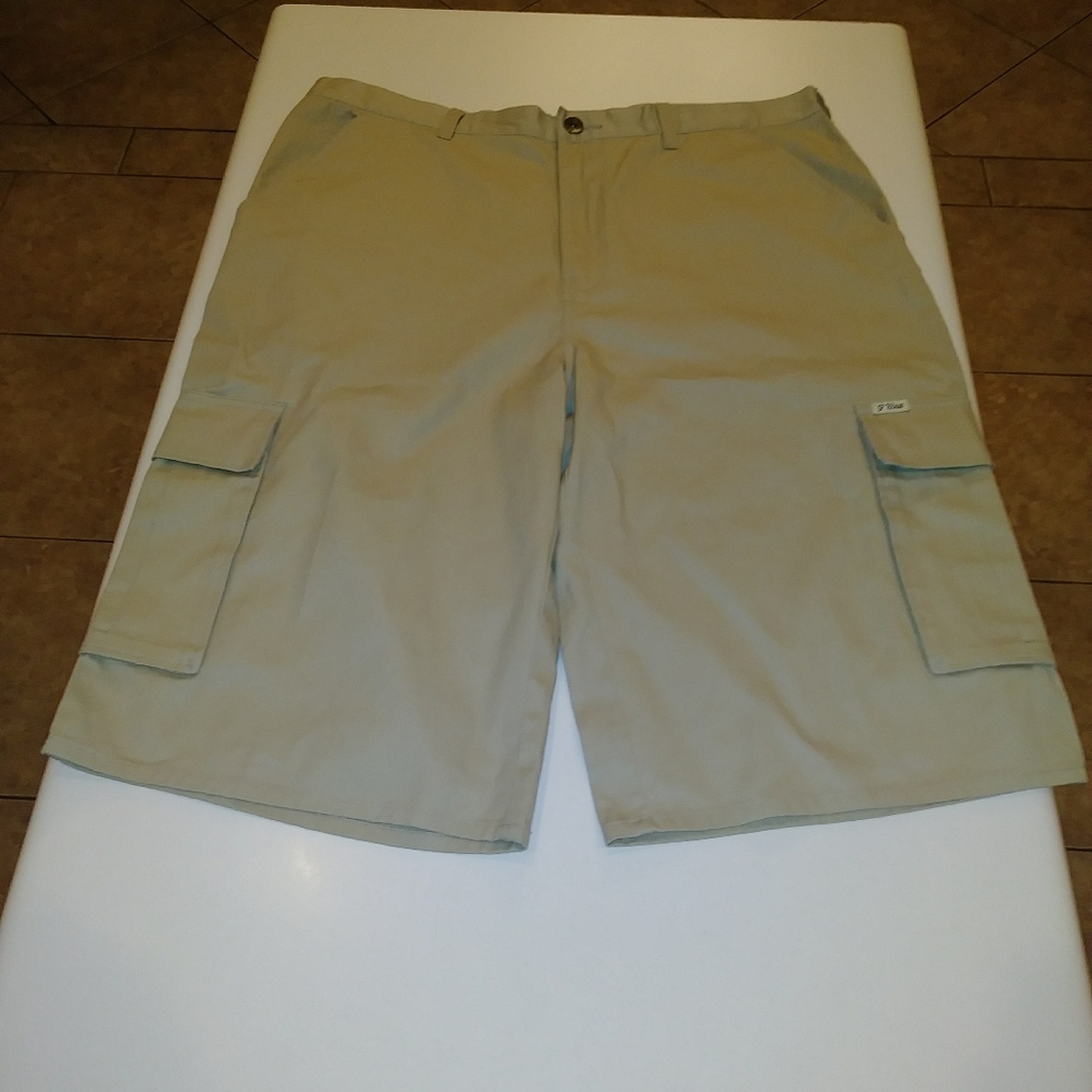 G UNIT Clothing Company Men's Cargo Shorts